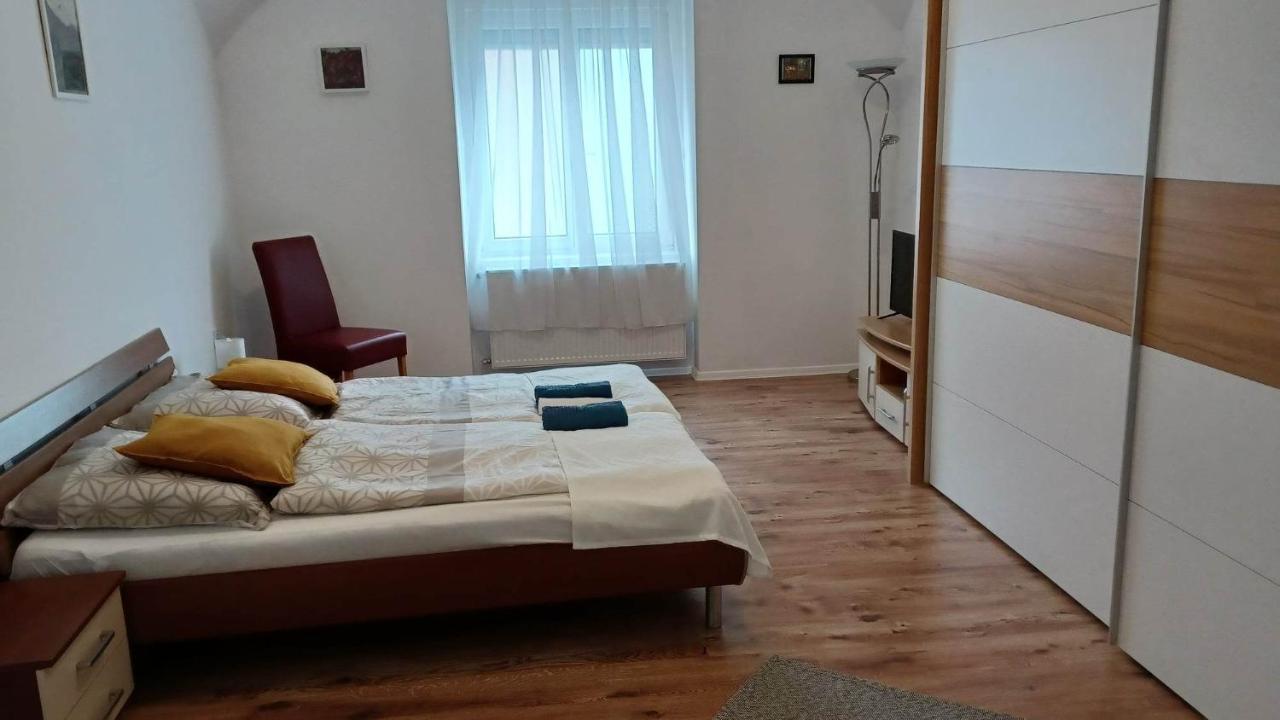 Milla Apartmanok Eger Exterior foto