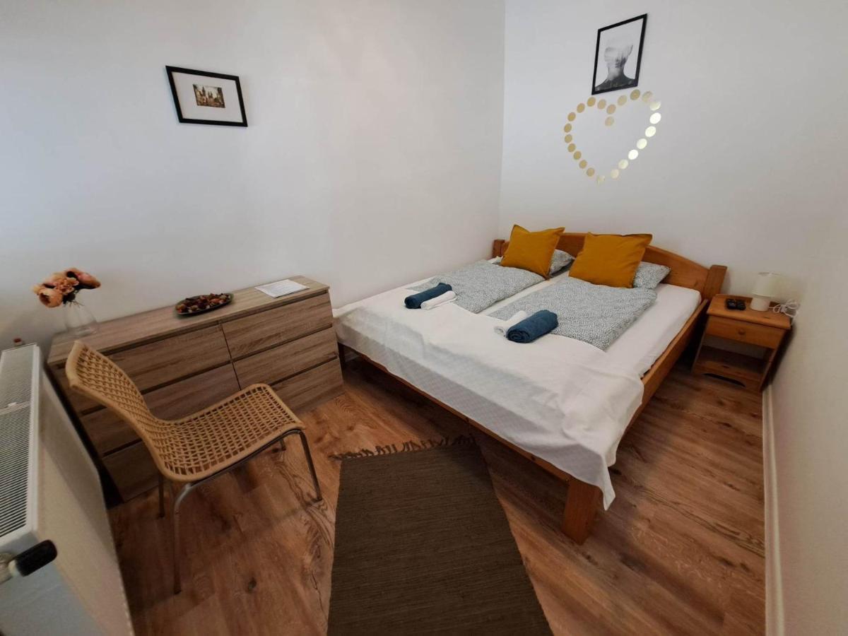 Milla Apartmanok Eger Exterior foto