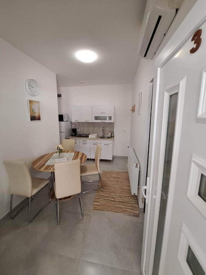 Milla Apartmanok Eger Exterior foto