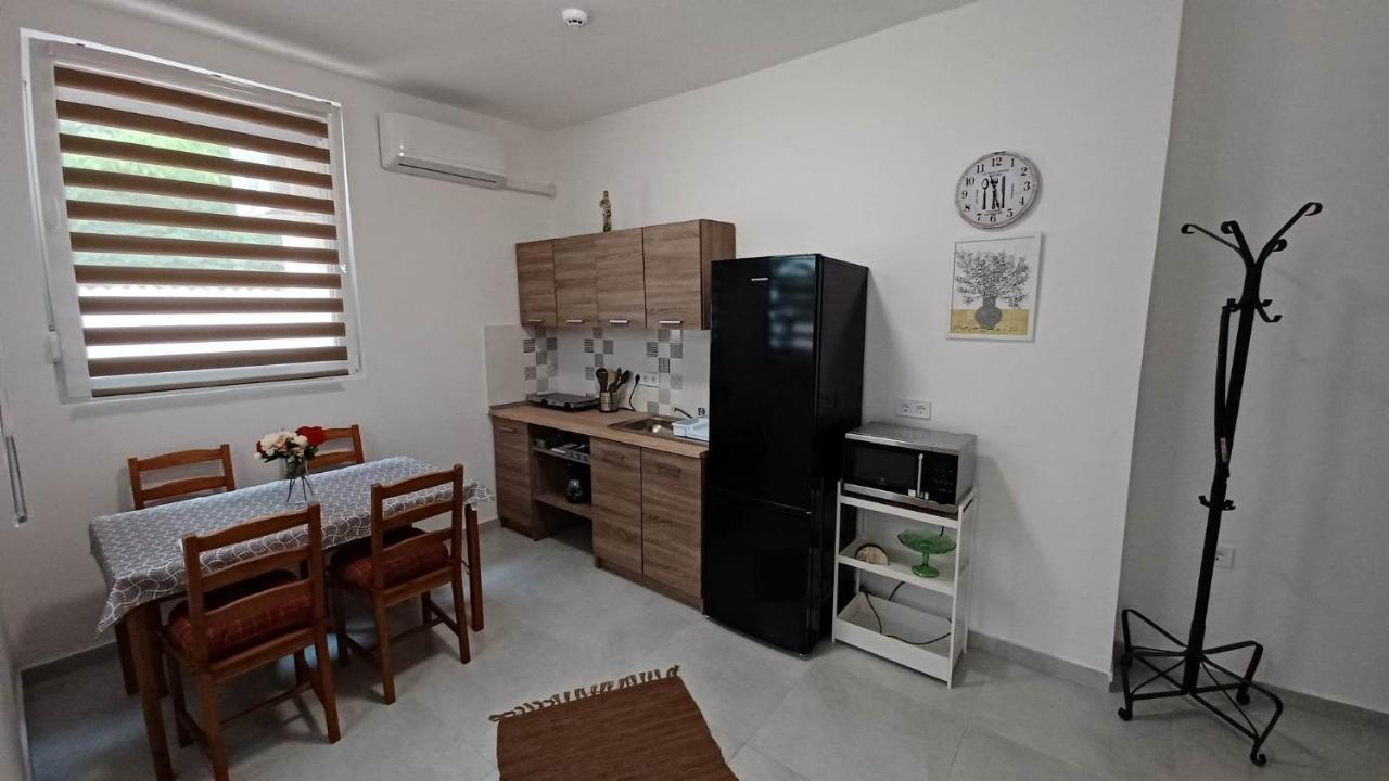 Milla Apartmanok Eger Exterior foto